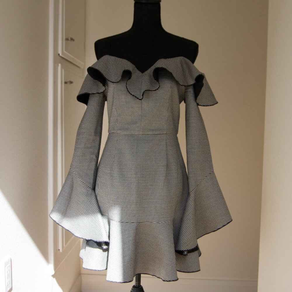 Unbranded - Bell Sleeved Houndstooth Dress